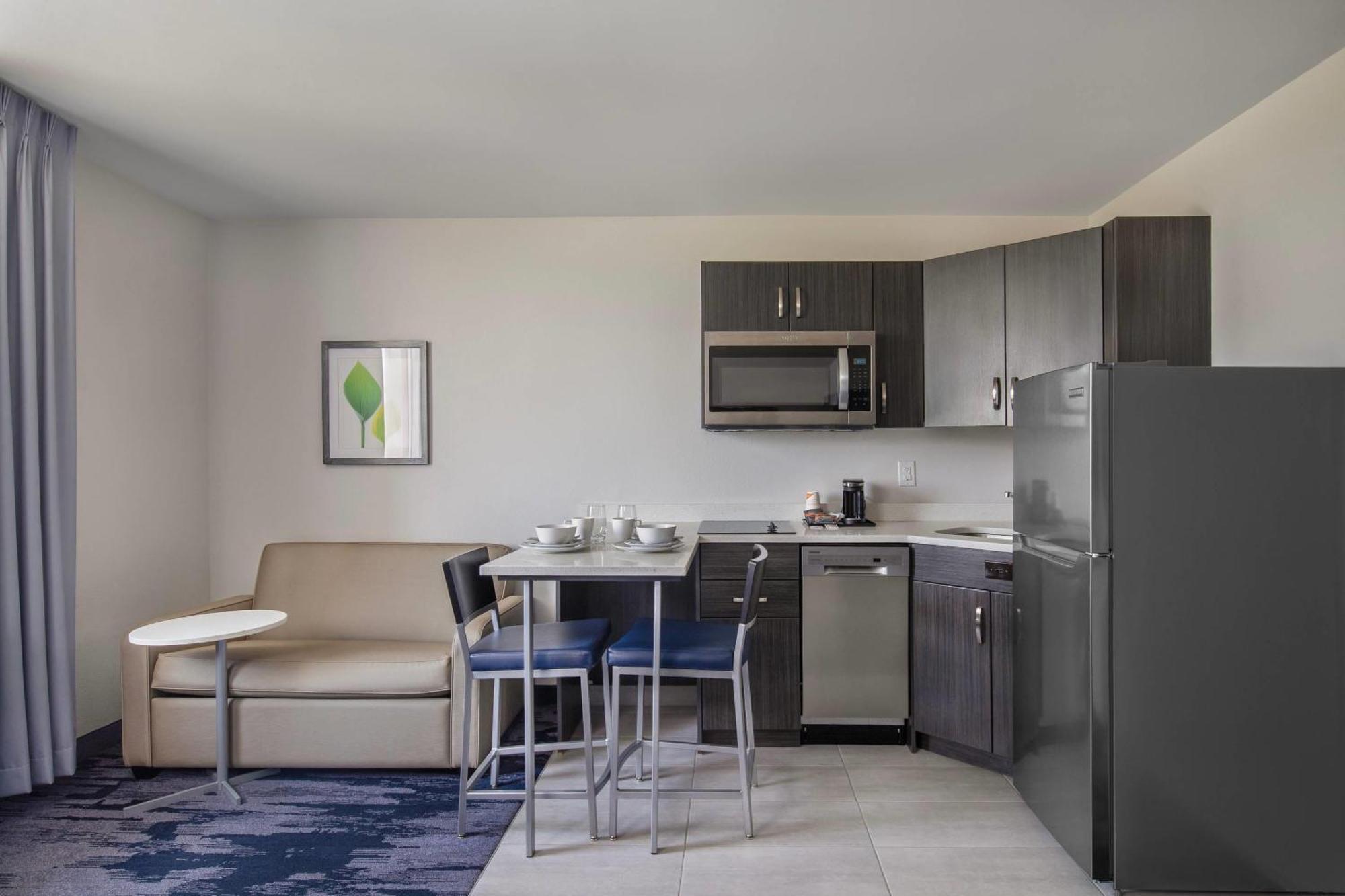 Quality & 3* Winnipeg